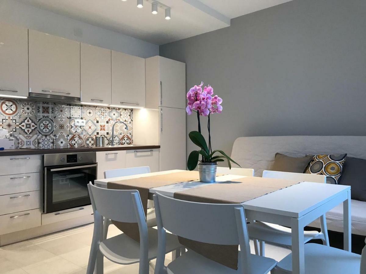 Villa Magena - Modern Apartments In Pag Center Паг Екстериор снимка